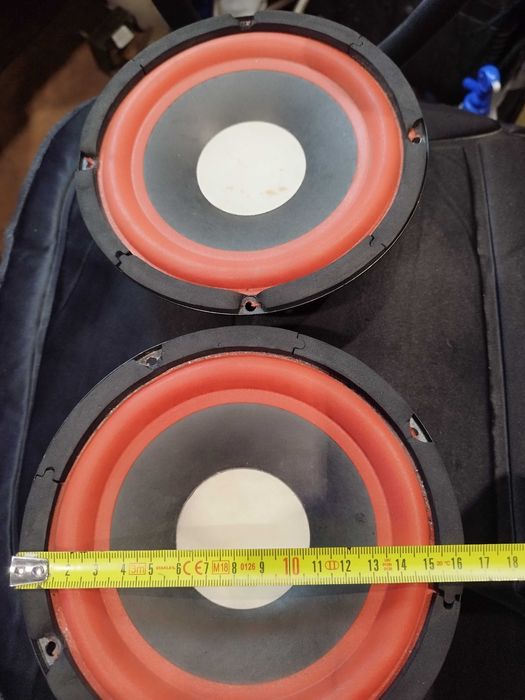 Difuzoare / boxe diferite dimensiuni 6 - 12'' Difuzoare bass etc