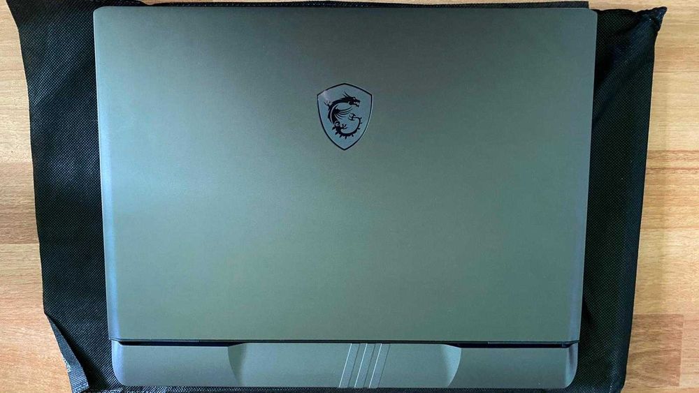 Laptop Gaming MSI Vector 16 Intel Ultra 9 275HX 5.4GHz 16"QHD+32GB 1TB RTX5070Ti 12GB Win 11