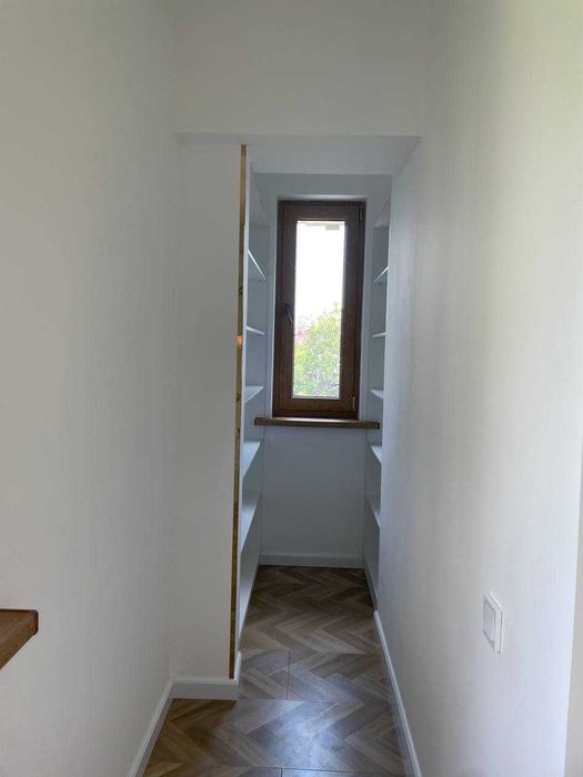 Продается 3х Комнатная квартира  ЦУМ Туркменское посольство Центр