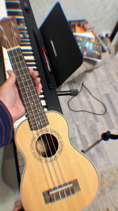 Продам укулеле, новый