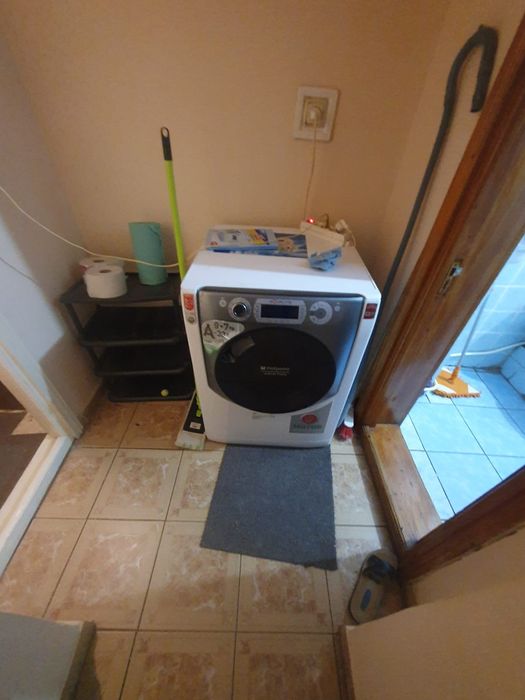 Inchiriez apartament