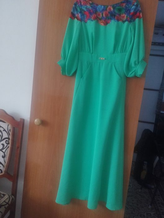 Платье креп б/у турец