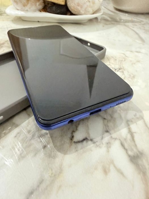 Продам Samsung A31