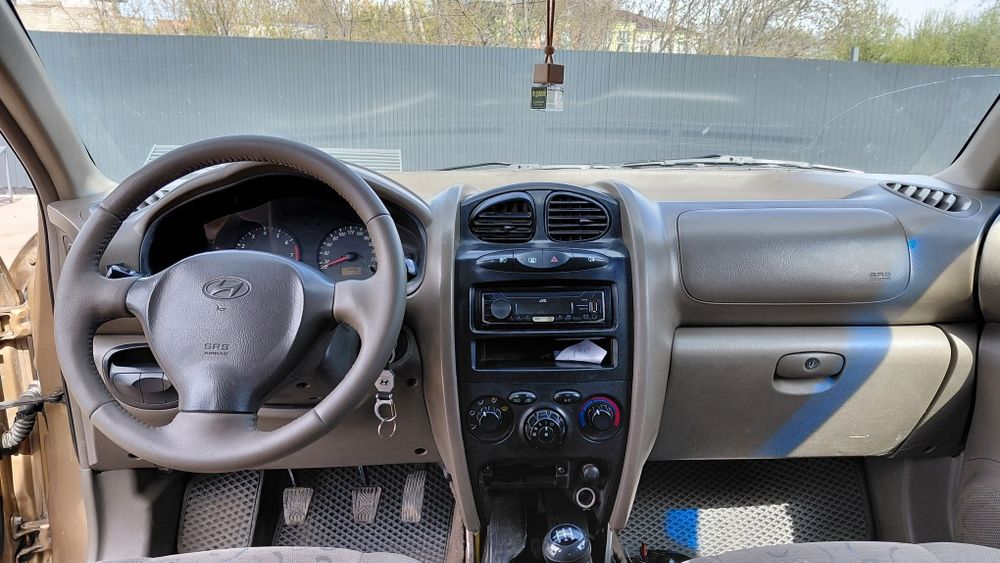 Продам Хундай Санта фе 1