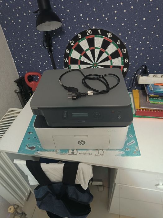 Принтер hp . в отличном состоянии.!
