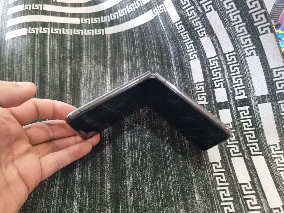 Matorolla razr 40 ultra 256gb flip