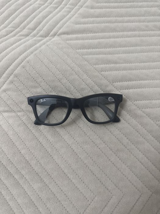 Rayban meta gray transitions