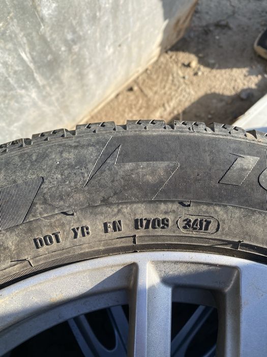 Jante aluminiu  cu anvelope iarna 225/55/R17