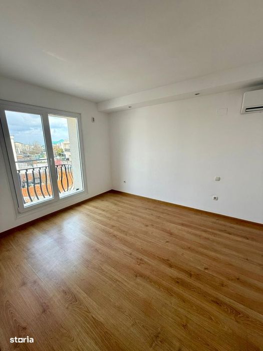 Vila 3 camere Cosmopolis