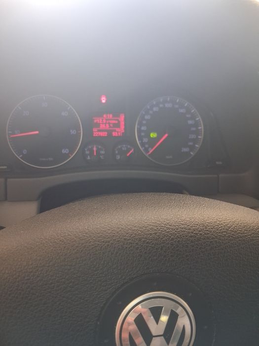 INCHIRIEZ Golf 5 PLUS 1.9 Diesel