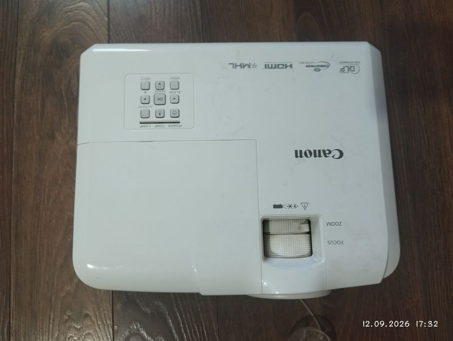 Проектор Canon LV-WX320, б/у, рабочий