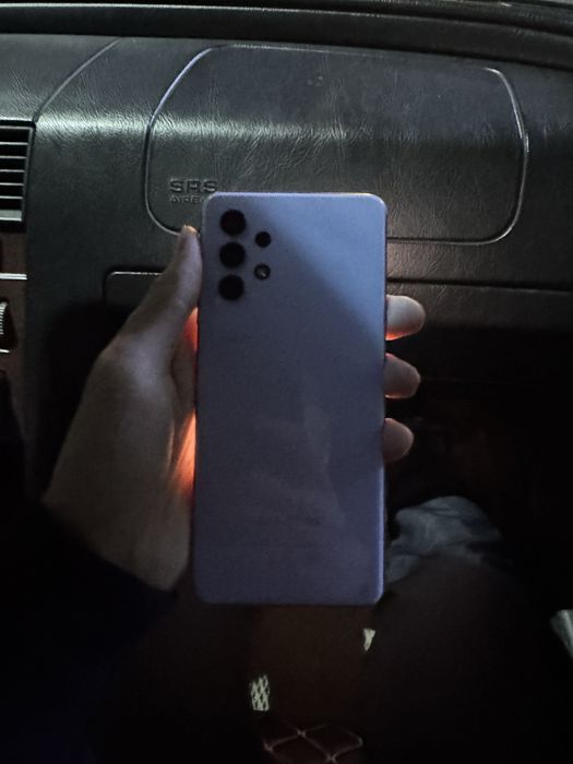 Самсунг А32 продам