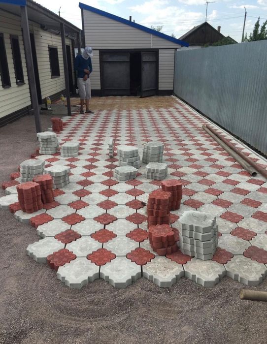 Укладка брусчатки и тротуарной плитки