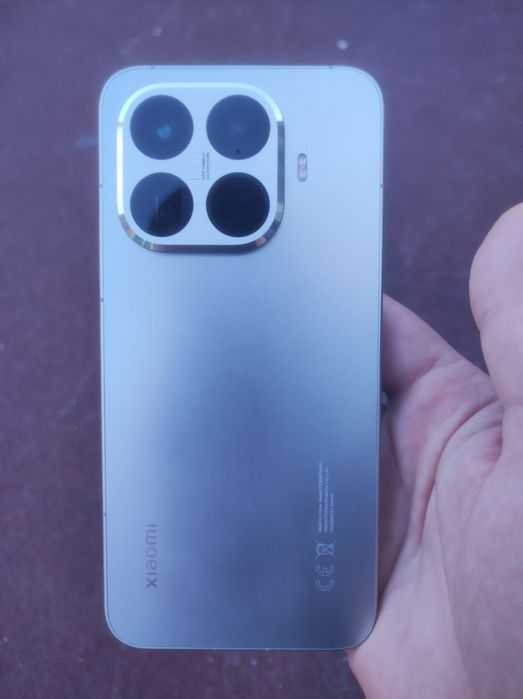 Xiaomi 15T Pro la schimb