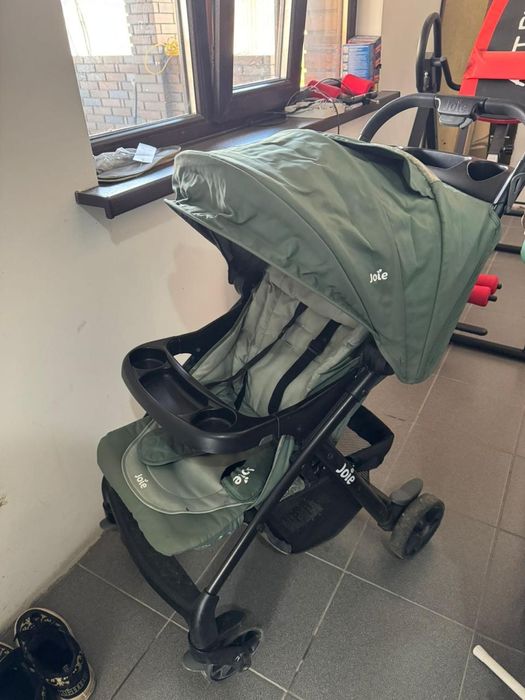 Коляска joie в отличном состоянии