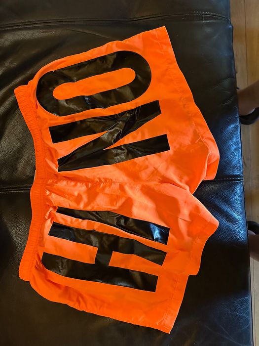 ЧИСТО НОВИ Мъжки Бански Moschino Swim — Размер XL (Оригинал)