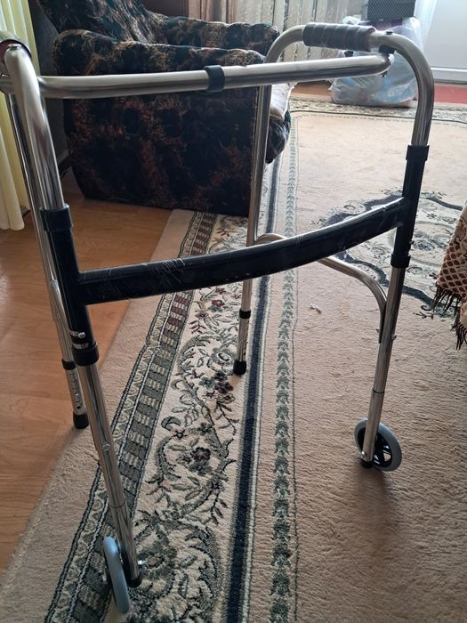 Ходунки  для взрослых