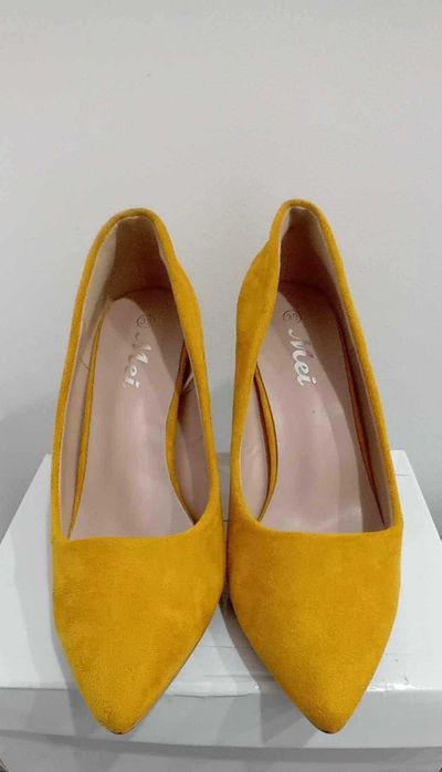 Incaltaminte marimea 39