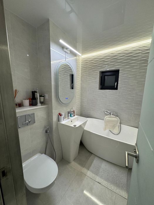 Vand apartament 2 camere