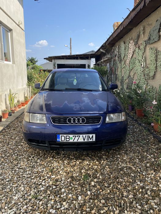 Audi A3 1.9 TDI • 2001 • 266.845 km • Manuală