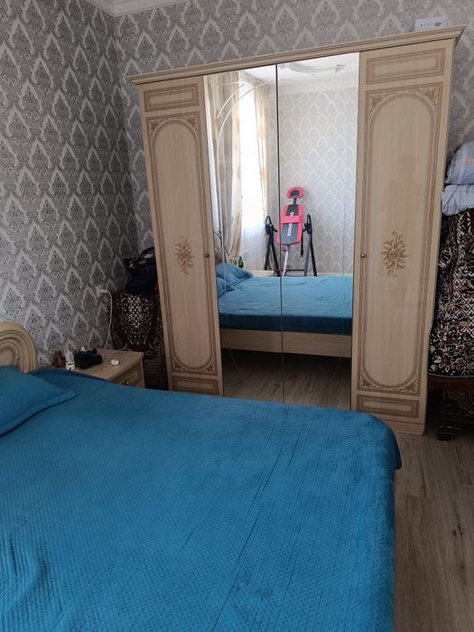 Спальный гарнитур