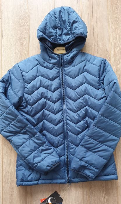 Дамско яке размер М