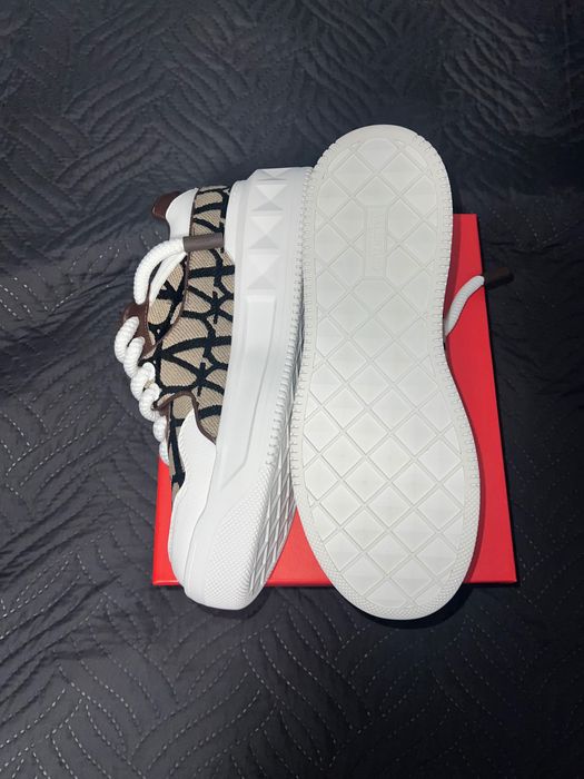 Valentino One Stud XL