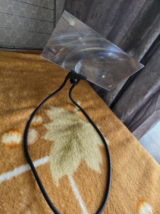 Продам увеличительное стекло