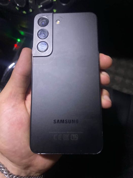 Samsung S22 Vietnam Offisalni