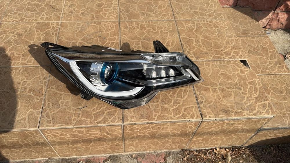 Продам фара jetour x70