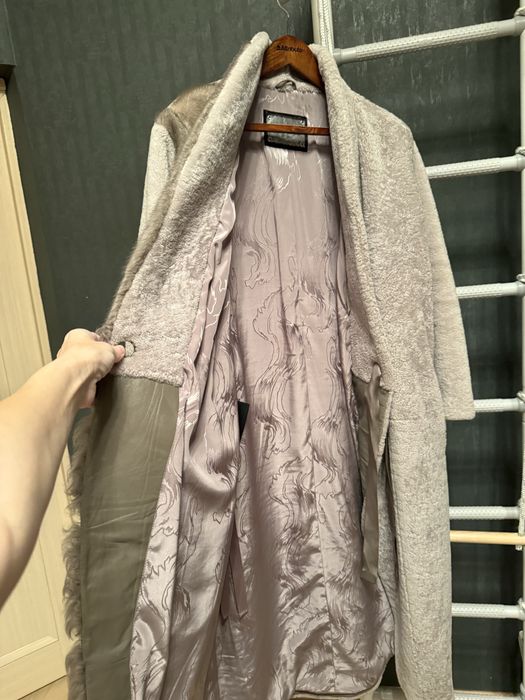 Продаю шубу новую