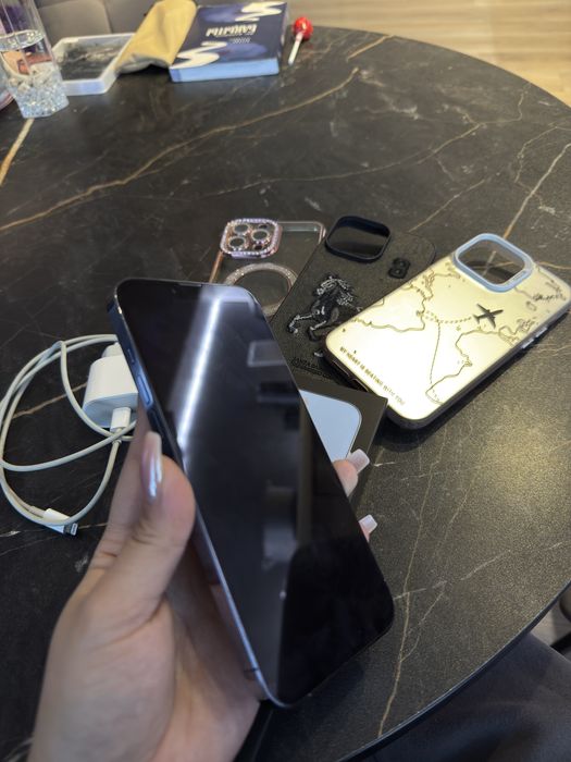 продам срочноо iphone 13 pro max