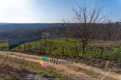 Продава се Парцел в с. Приселци, Област Варна - 1998 кв.м за 28 €/кв.м - Снимка #2