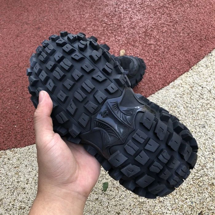 Balenciaga Defender Black Dark Grey/Black