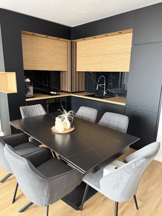 Продава се Тристаен апартамент в Пловдив, Беломорски - 100 кв.м за 2400 €/кв.м - Снимка #2