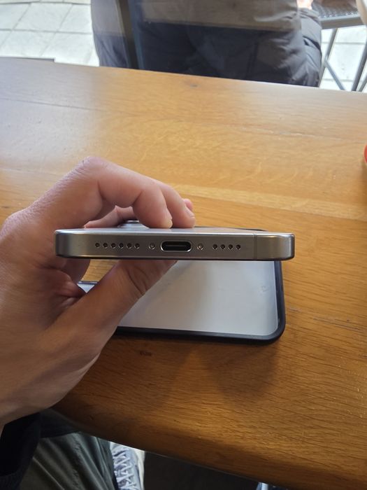 Iphone 15 pro Max + Apple watch 7 series LTE