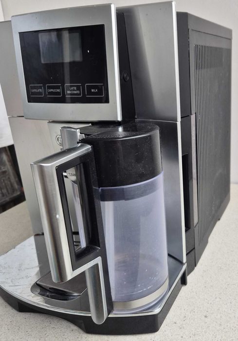 Кафемашина DELONGHI