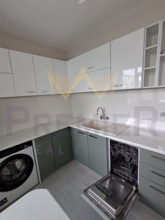 Дава се под наем Тристаен апартамент в Варна, Младост 1 - 60 кв.м за 500 € - Снимка #5