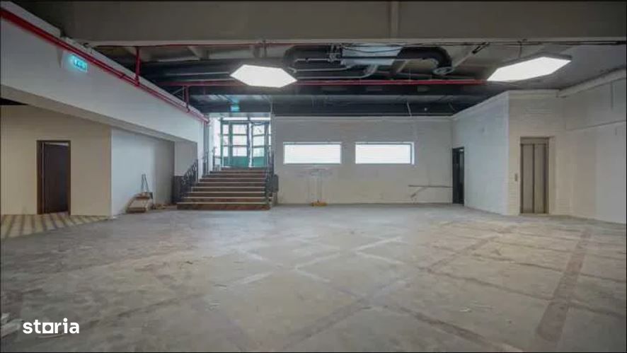 Spațiu Comercial de Închiriat