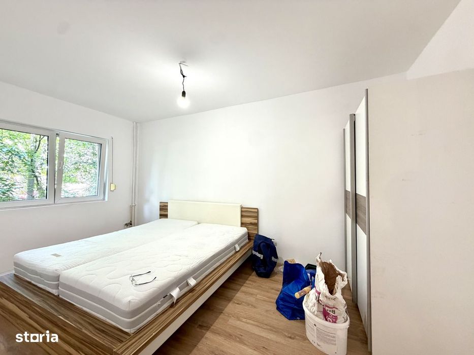 Apartament spatios si renovat, 3 camere, 70 mp utili, parter - Zona Ar