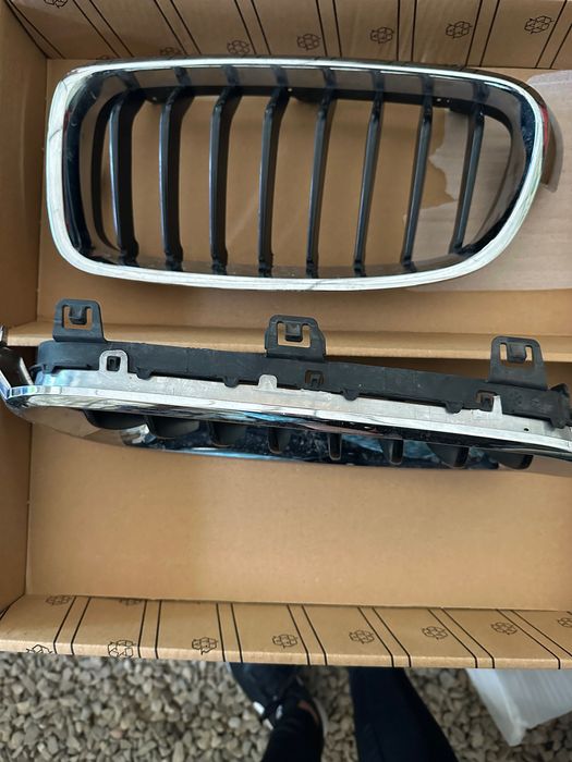 Бъбреци за БМВ Ф30 Ф31 / BMW F30 F31