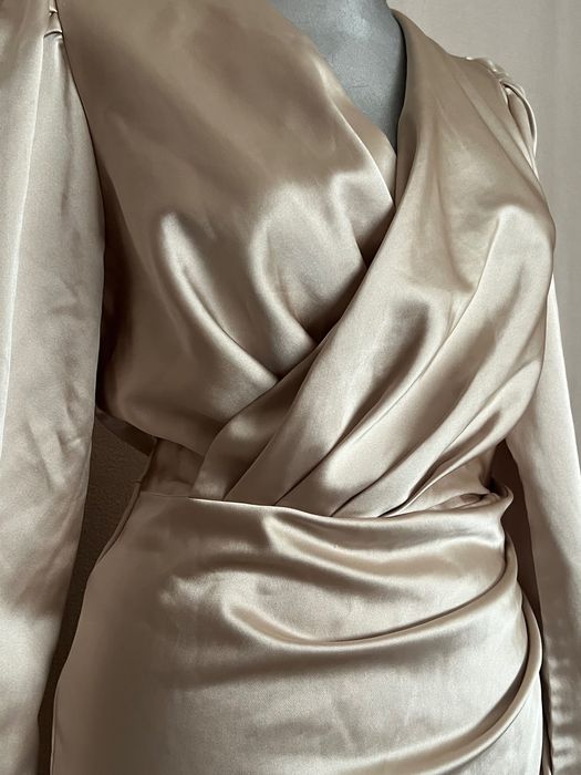 Нова луксозна рокля