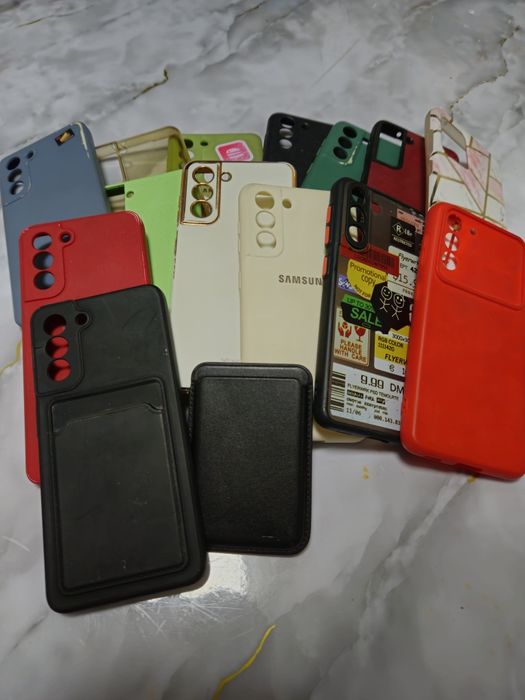 Чехлы на Samsung Galaxy S21