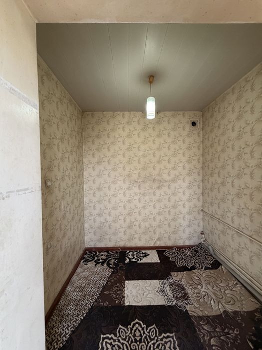 Юнусабад 11 квартал. Продается  квартира  3/3/4