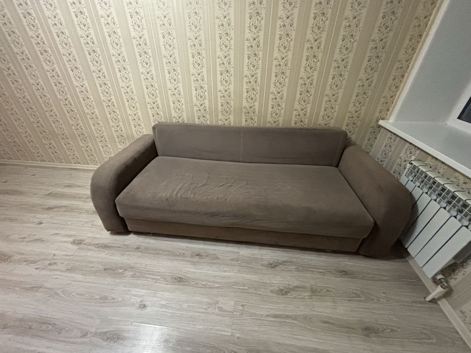 Продается Диван.