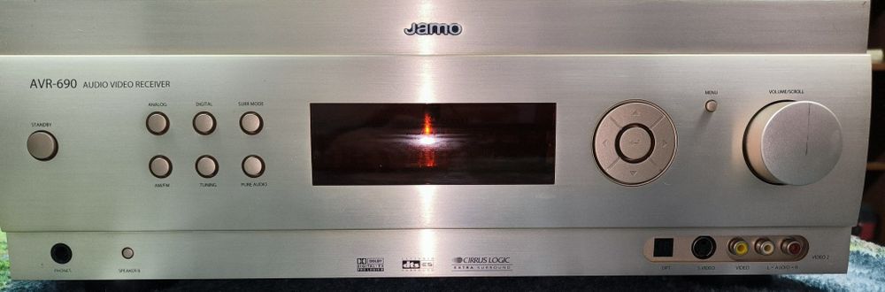 Receiver Jamo AVR 690