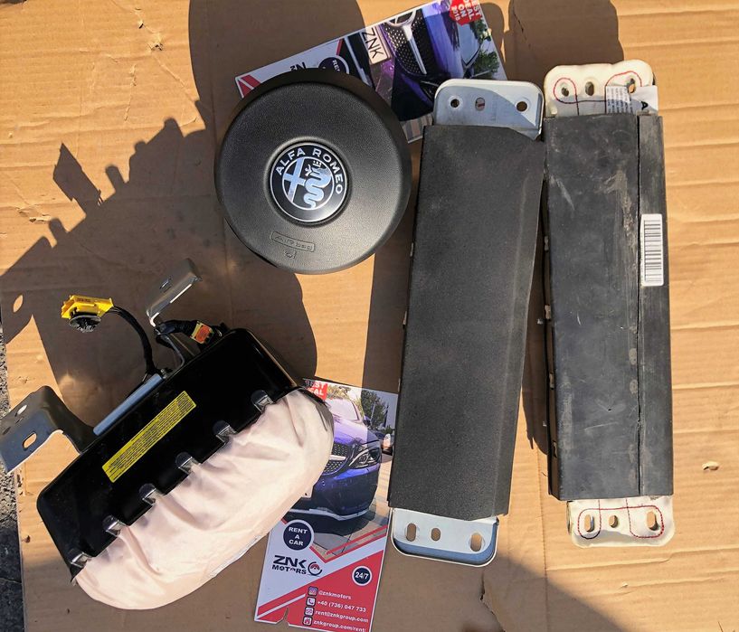 Alfa Romeo Giulia / Stelvio kit airbag volan  plansa bord set centuri
