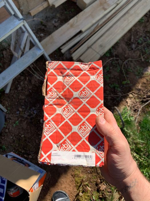 Части за c class w203 s203   чисто нови и употребявани