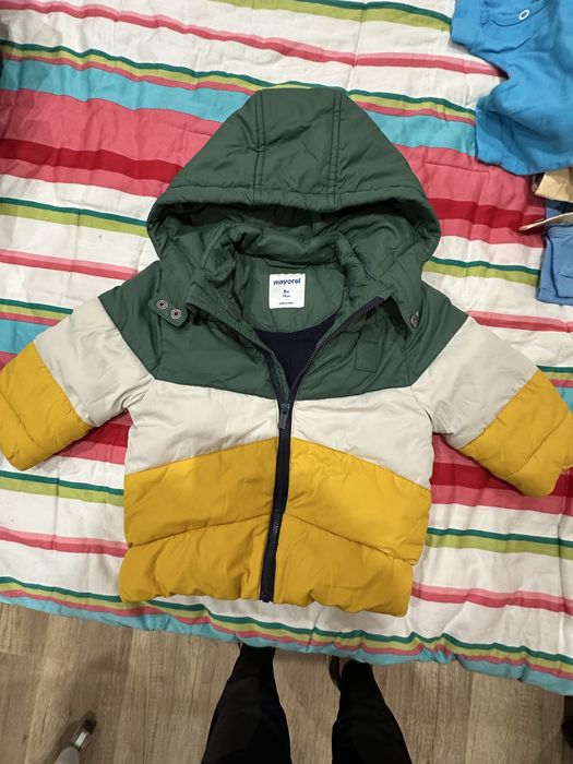 Бебешки якета и гащеризони