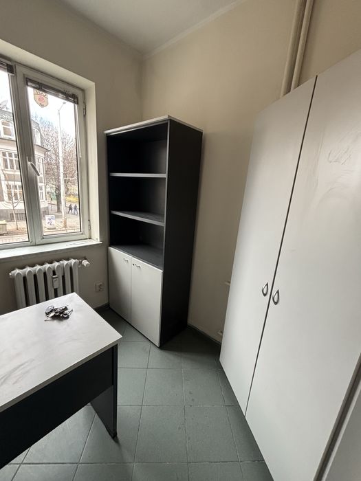 Офис бюра и столове